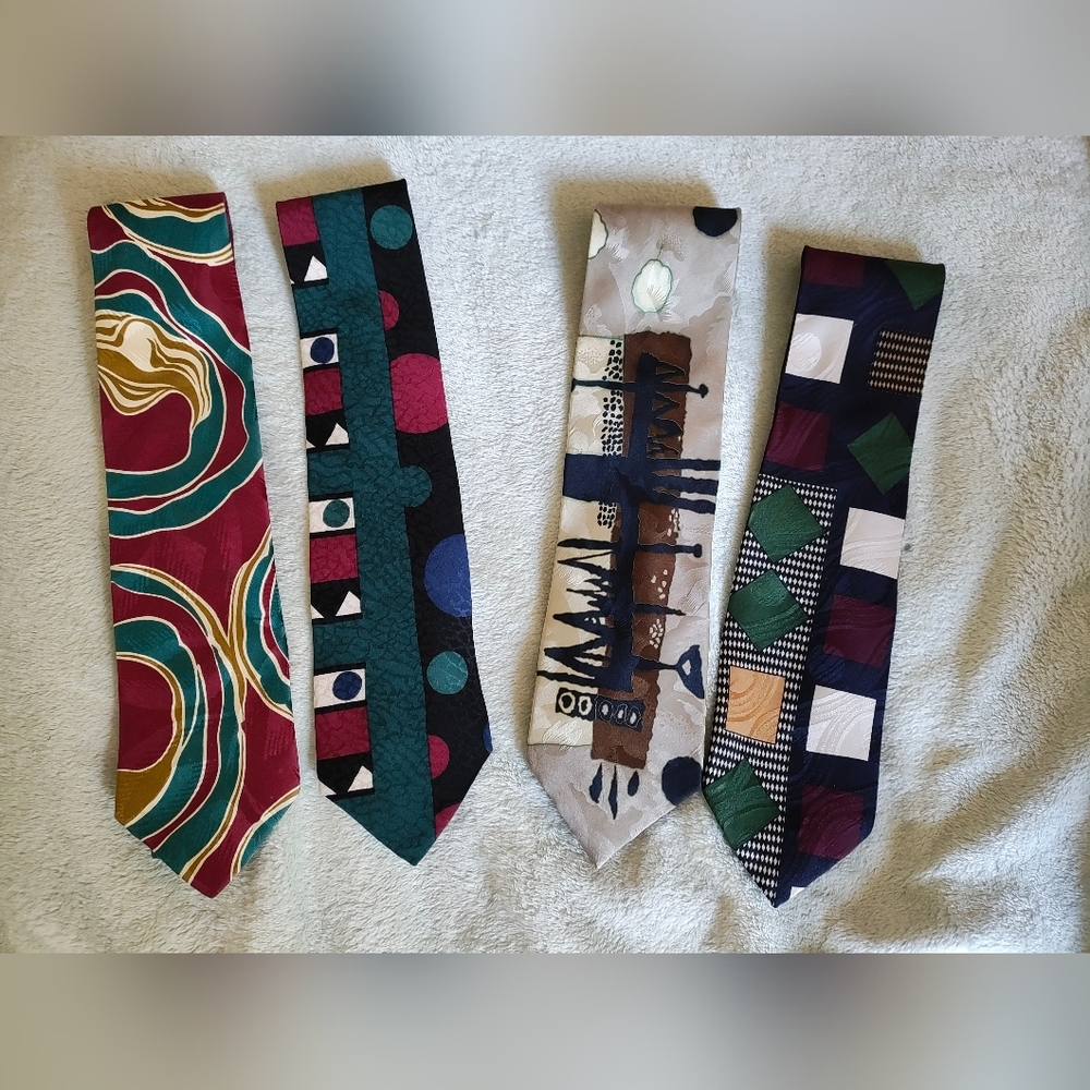 Fratelli neckties (2) + 2 free Erreuuo & Innocent neckties. 100%Silk